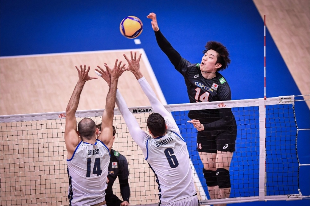  美因茨主场气势如虹，逼平领头羊彰显实力