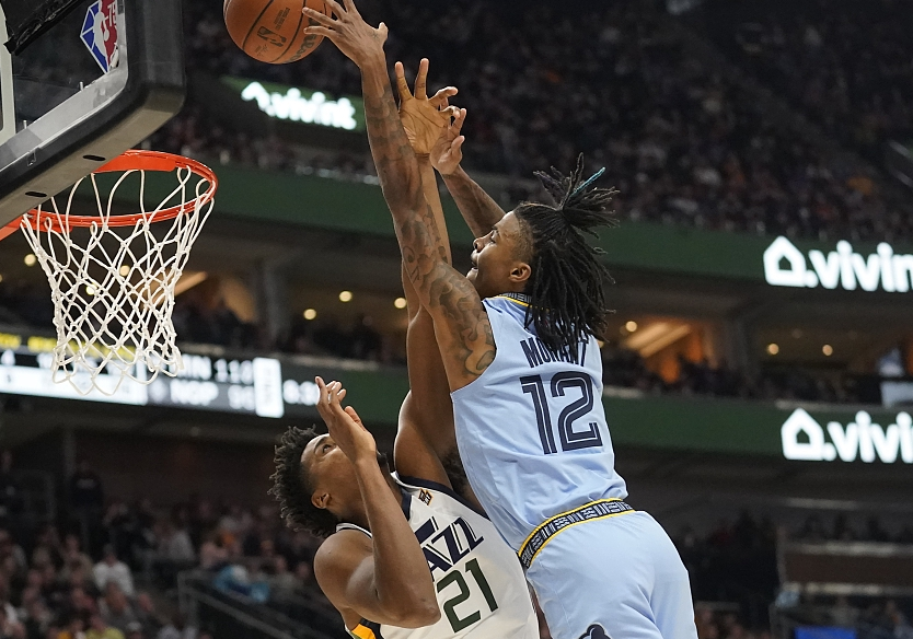  米切尔三分绝杀骑士客场一分险胜雷霆